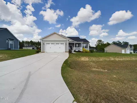 41 Hound Dog Ln, Smithfield, NC 27577