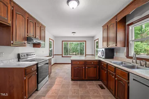 125 Oak Ridge Dr, Willow Spring, NC 27592 photo 13