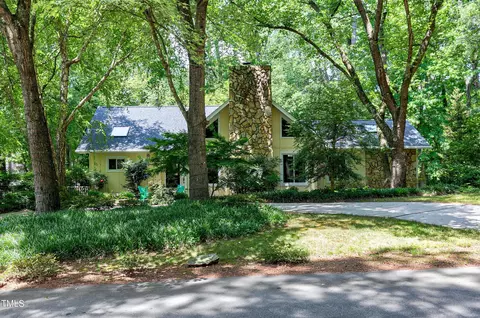 101 Cassidy Ct, Cary, NC 27511