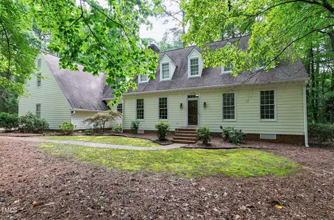 8200 Netherlands Dr, Raleigh, NC 27606