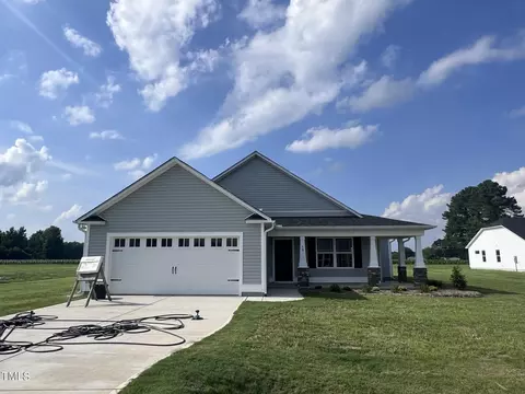 78 Grace Ridge Ct, Benson, NC 27504