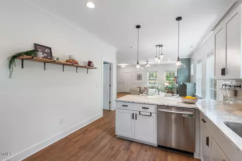 2812 W Main St, Durham, NC 27705 photo 13