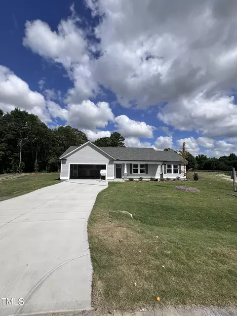 184 Grace Ridge Ct, Benson, NC 27504