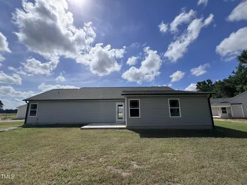 Exterior - 184 Grace Ridge Ct, Benson, NC 27504 photo 1 of 2