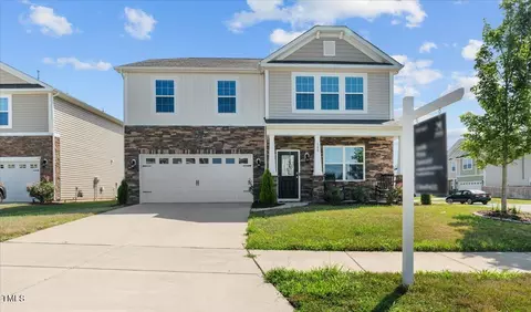 109 Rhodiss Ct, Burlington, NC 27215