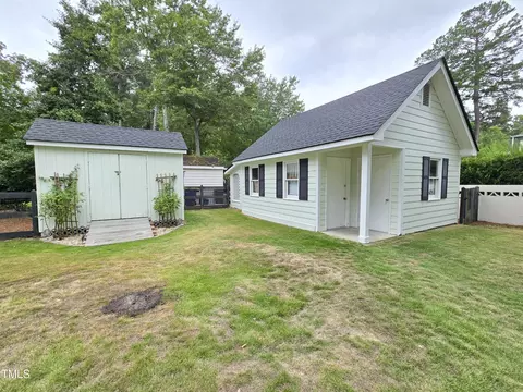 1202 Chestnut Dr, Smithfield, NC 27577 photo 12