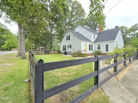 1202 Chestnut Dr, Smithfield, NC 27577 photo 7