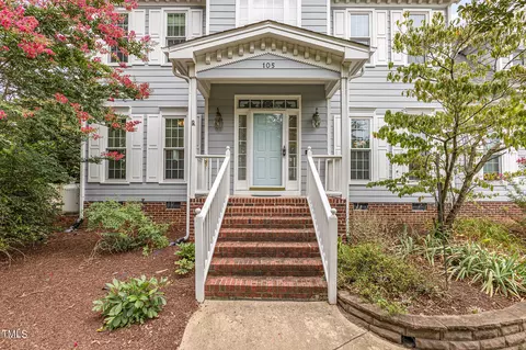 105 Heart Wood Ct, Archer Lodge, NC 27527