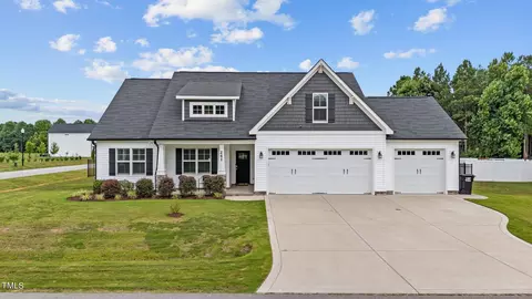241 Day Lily St, Selma, NC 27576