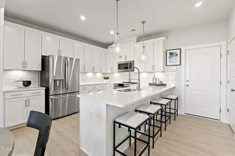 111 N Franklin St #100, Wake Forest, NC 27587