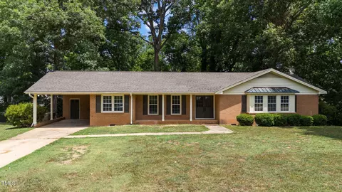 4412 Parkwood Dr, Raleigh, NC 27603