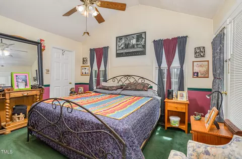 Bedroom - 1575 Honeycutt Rd, Willow Spring, NC 27592 photo 1 of 7