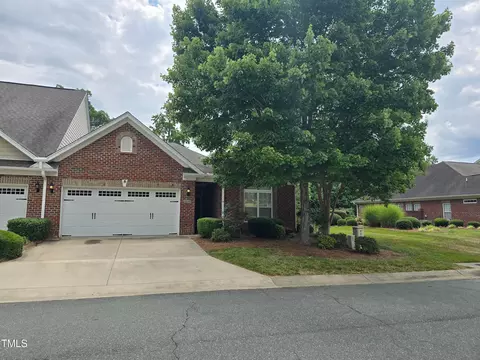 2920 Grove Park Dr, Burlington, NC 27215