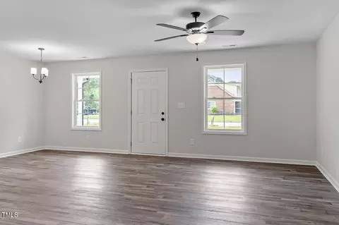 413 Ash St, Smithfield, NC 27577 photo 9