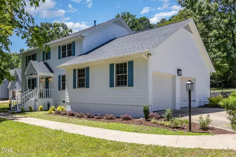 2008 Umstead Rd, Durham, NC 27712 photo 1