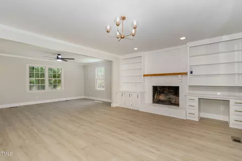 2008 Umstead Rd, Durham, NC 27712 photo 9