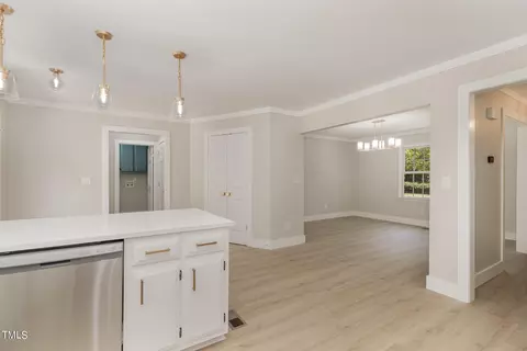 2008 Umstead Rd, Durham, NC 27712 photo 15