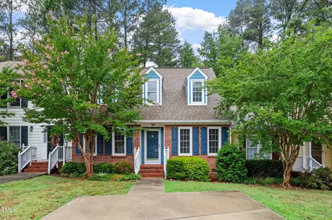 1203 Cranebridge Pl, Chapel Hill, NC 27517