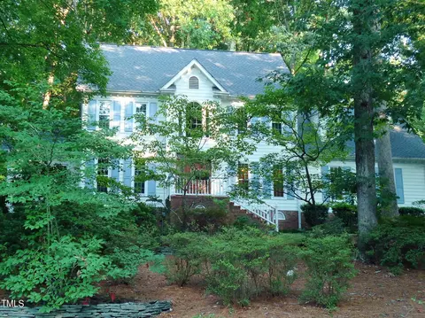 1046 W Sterlington Pl, Apex, NC 27502