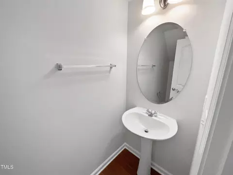 Bath - 54 Pocono Dr, Durham, NC 27705 photo 2 of 3
