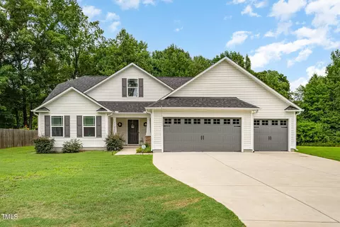 112 Voyage Cir, Smithfield, NC 27577