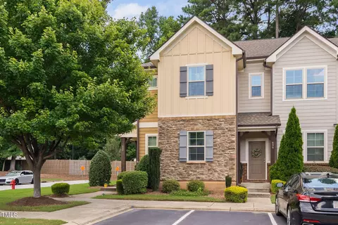 698 Wickham Ridge Rd, Apex, NC 27539