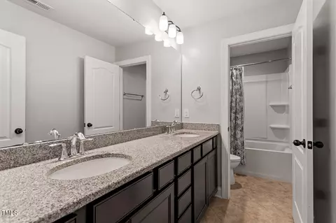 Bath - 1723 Capstone Dr, Durham, NC 27713 photo 5 of 5