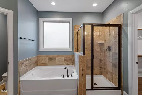 Bath - 1723 Capstone Dr, Durham, NC 27713 photo 4 of 5