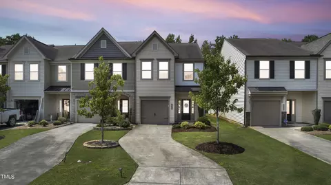 3627 Landshire View Ln, Raleigh, NC 27616