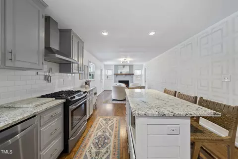 512 E Millbrook Rd, Raleigh, NC 27609 photo 7