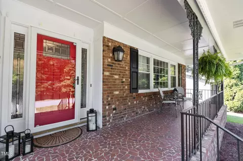 5013 Winterlochen Rd, Raleigh, NC 27603
