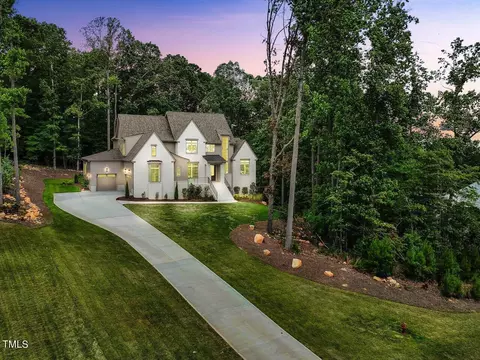 162 Beech Slope Ct, Chapel Hill, NC 27517