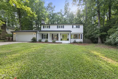 1212 Oxford Pl, Cary, NC 27511
