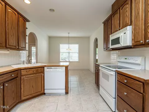 7104 Pekin Dr, Willow Spring, NC 27592 photo 8