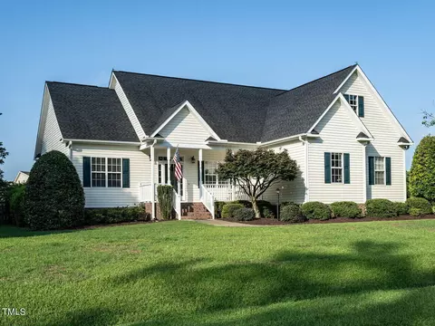 7104 Pekin Dr, Willow Spring, NC 27592 photo 2