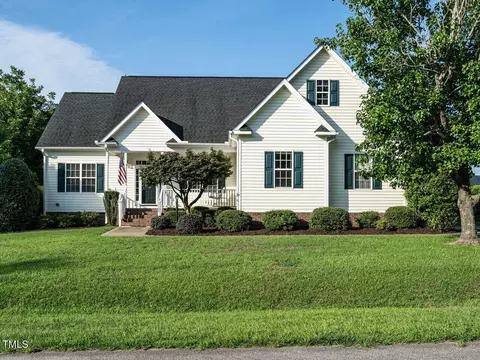 7104 Pekin Dr, Willow Spring, NC 27592