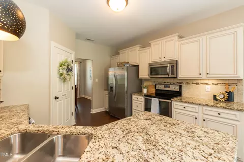 124 Colson Dr, Garner, NC 27529 photo 20