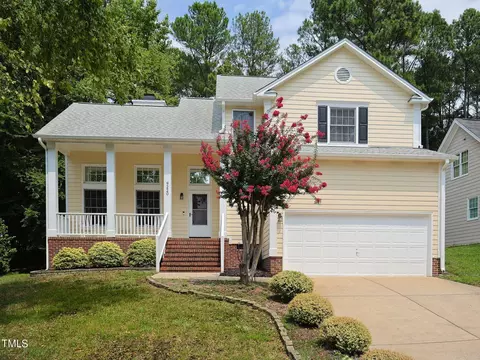 9220 Leslieshire Dr, Raleigh, NC 27615