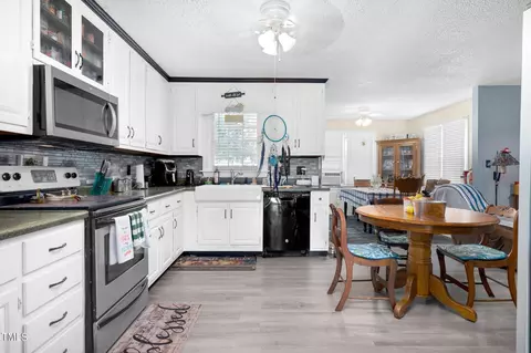 9405 Glover Rd, Bailey, NC 27807 photo 6