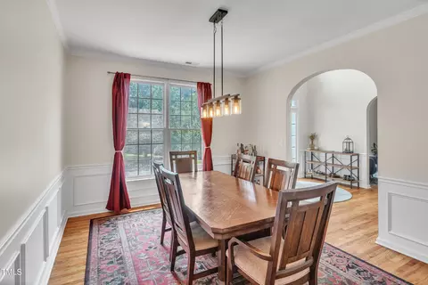 4702 Regency Dr, Durham, NC 27713 photo 7
