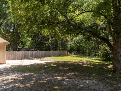 4010 Sherwood Forest Dr, Trinity, NC 27370 photo 3