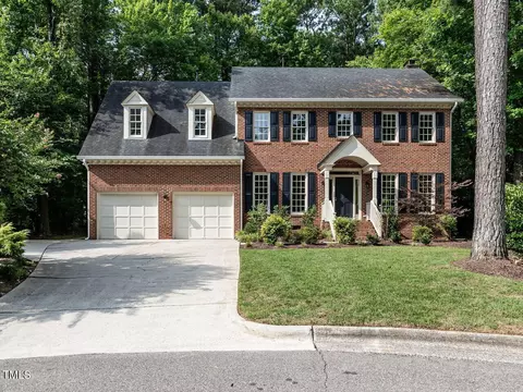 315 Bonniewood Dr, Cary, NC 27518