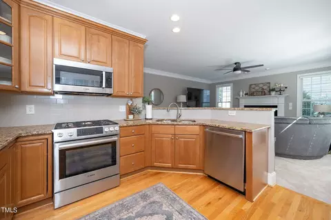 620 Continental Dr, Durham, NC 27712 photo 10