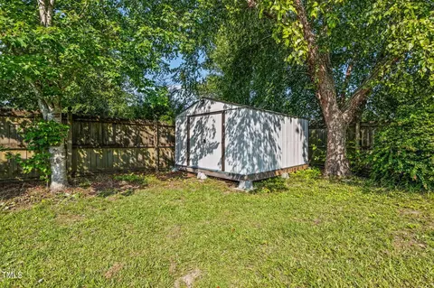 1403 N Ellis Ave, Dunn, NC 28334 photo 24