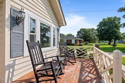 1403 N Ellis Ave, Dunn, NC 28334 photo 5