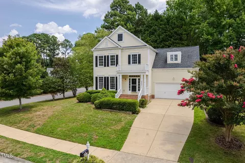 2211 Watersglen Dr, Apex, NC 27502