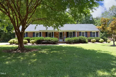 2920 Blanche Dr, Burlington, NC 27215