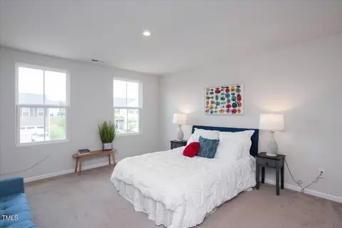 1002 Summer Mist Ln, Durham, NC 27704 photo 14