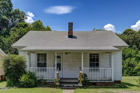 633 Delaware Ave, Burlington, NC 27217