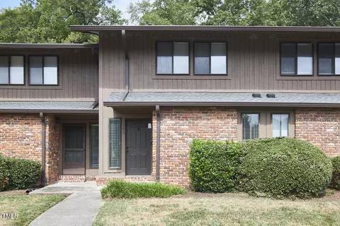 705 Oak Tree Dr, Chapel Hill, NC 27517